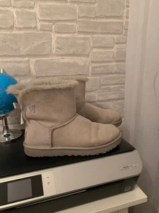 UGG Mini Bailey Bow Lammellstiefel Boots Stiefeletten Gr .41 - Bild 1 von 5
