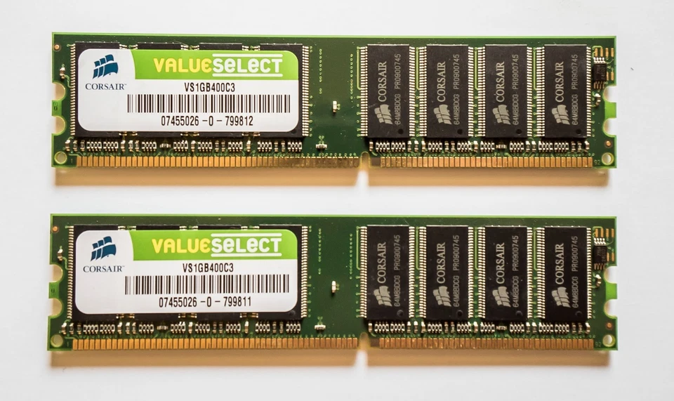 CORSAIR 2X 1GB 184-Pin DDR SDRAM DDR 400 (PC 3200) Desktop Memory VS1GB400C3 - Image 1 of 1