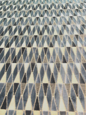 Diseñador Romo Corte Terciopelo Azules y Grises -1,3 yardas (48") x 55" Lujo Foto 1 de 3