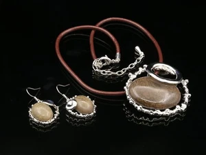 brown red lucite pendant silver plated ncklace dangle earrings woman jewelry K15 - Picture 1 of 5