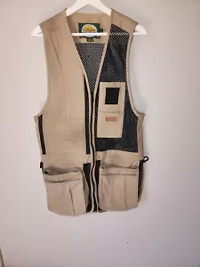 Cabela's Hunting Shooting Full Zip Vest - Men's Medium Regular - VERY NICE! - Picture 1 of 10