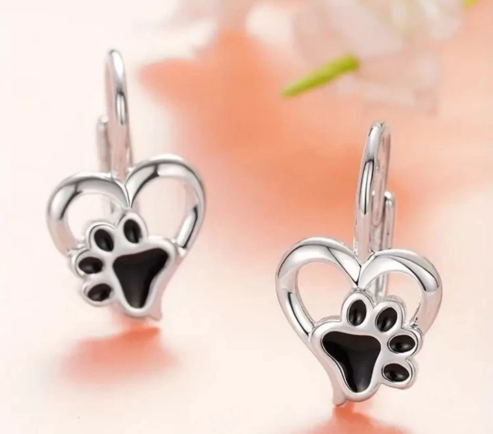 Silberne Katzenpfoten-Herz-Creolen für Frauen – Nickelfrei Neu  - Bild 1 von 1