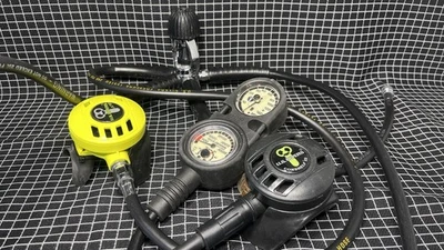 Scuba U.S. Divers Aqua Lung Conshelf 22 Regulator Set Octo + SPG Console Compass - Image 1 of 4