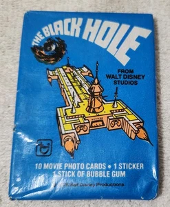 1979 Black Hole Disney Movie Photo Cards Topps Wax Pack - Bild 1 von 2