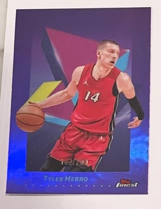 Topps Finest Tyler Herro Blue Refractor 2024-25/199 Heat #55 - Imagen 1 de 2