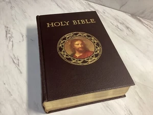 Vintage Holy Bible: Catholic Action Edition Good Will Publishers - Bild 1 von 17