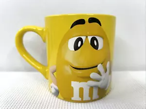 M&Ms 16 Oz Yellow Mug Coffee Cup Yellow Peanut Character Face 2017 EUC - Picture 1 of 7