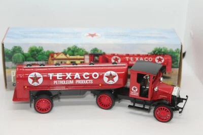 ERTL  TEXACO 1920 PIERCE ARROW  TANKER  TRUCK BANK IN BOX  COLLECTOR SERIES 16 - Image 1 of 4