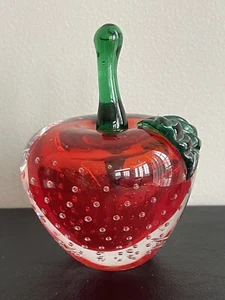 Kunstglas roter Apfel Parfüm Flakon mit Stopfen Briefbeschwerer kleine Blasen - Bild 1 von 10