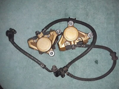 Juego de pinzas de freno delanteras Yamaha fz600 86-88 Foto 1 de 4