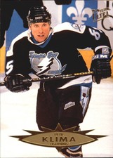 1995-96 Ultra Lightning Hockey Card #153 Petr Klima