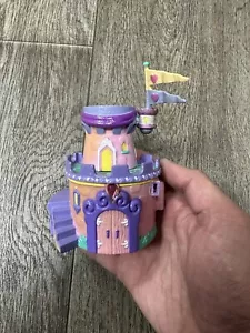 1995 TRENDSETTERS CASTLE HOUSE POLLY POCKET COMPACT DOLL DOLLHOUSE *SOLD AS SEEN - Picture 1 of 9
