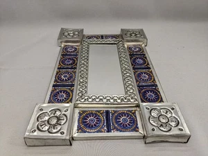 Gepanzerter Zinnspiegel gemischt Talavera Fliese mexikanische Volkskunst Spiegel 13,25 x 9 - Bild 1 von 7