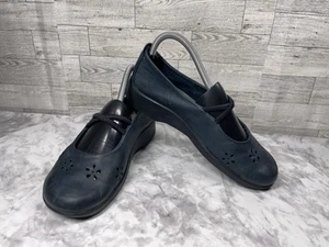 Arcopedico Flats Women 7.5M Mary Jane Shoes Blue Black Perforated Leather Loafer - Picture 1 of 20