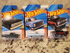 Hot Wheels Chevy Truck 3 Truck Lot - Picture 1 of 8