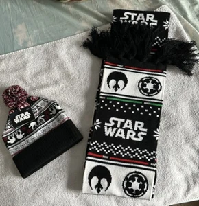 Star Wars Hat & Scarf Set. Brand New. Loot Crate Exclusive. - Picture 1 of 4