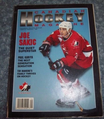 Revista Canadiense Hockey Anual 1996/97 Joe Sakic Cubierta  Foto 1 de 2