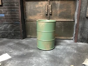 1:12 Scale Army Green Barrel  Prop Diorama Action Figure Photography - Picture 1 of 2