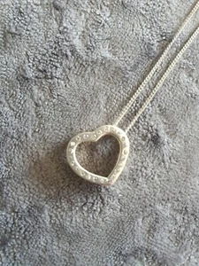 Atemberaubende Damen Mädchen echt gepunzt Sterlingsilber offenes Herz CZ Halskette  - Bild 1 von 3