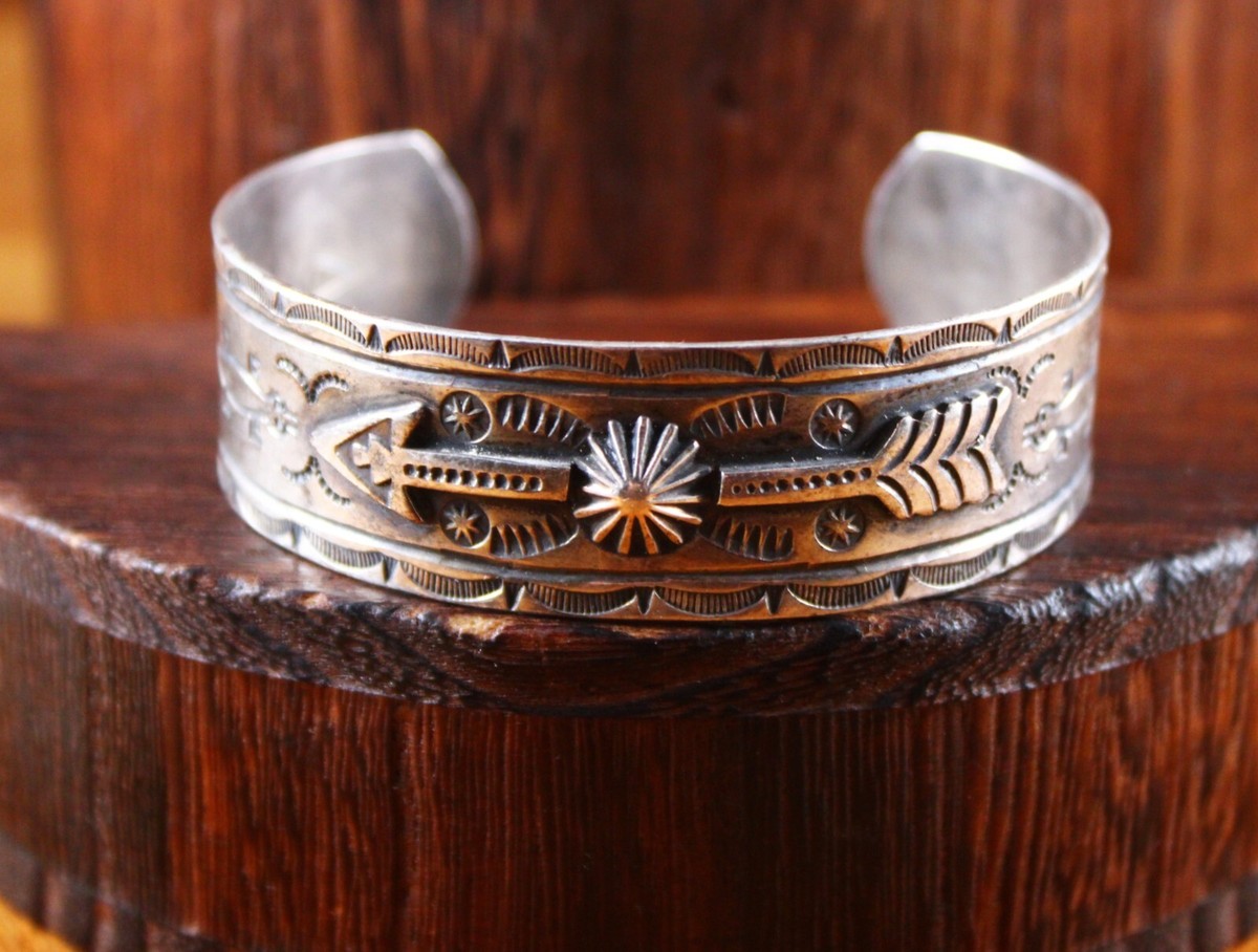 Vintage Fred Harvey era Bangle (ナバホ族) Vintage Fred Harvey era Bangle (ナバホ族)