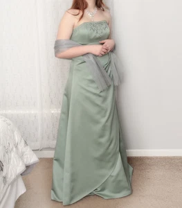 David’s Brautjungfernkleid Größe 6 DB Studio Eukalyptusgrün Ballkleid - Bild 1 von 5