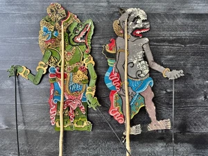 2 VTG WAYANG KULIT INDONESIAN SHADOW PUPPETS LEATHER HANDMADE 17 X 5" - Picture 1 of 19