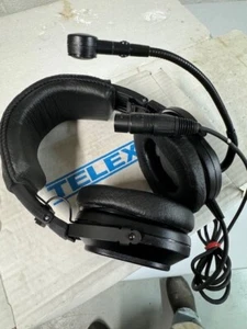 TELEX HR-2 Dual Noise-Canceling Headset - Picture 1 of 11