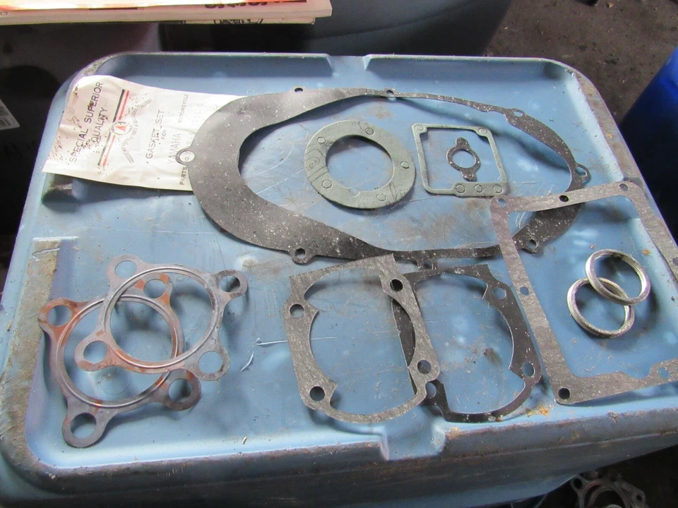 Новый из старых запасов комплект прокладок выхлопной муфты головного основания Yamaha YDS6 YDS-6 DS6 - Изображение 1 из 1