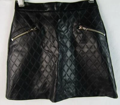 Falda plisada acolchada negra para niñas AQUA usada en excelente estado talla pequeña DH840 Foto 1 de 3