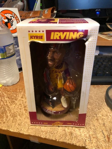 KYRIE IRVING---CLEVELAND CAVALIERS--- BOBBLEHEAD---3-4-2013 Cover
