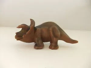 Juguete de dinosaurio Triceratops de Marvel Trading Corp Hong Kong - Imagen 1 de 12