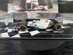 Sergio Perez 2012 Sauber Showcar Minichamps 1/43 - Picture 1 of 6