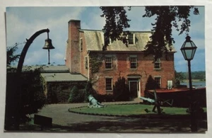 The Museum Yard, Mystic Seaport Mystic, Conn. Postcard (N1) - Picture 1 of 2