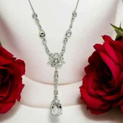 Givenchy Crystal Star Lariat Necklace in Silver. - Image 1 of 4