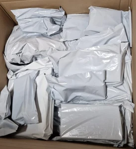 10 Stück Secret Packs Mystery Packs Spielwaren Haushalt Gaming Usw. NEUWARE - Bild 1 von 5