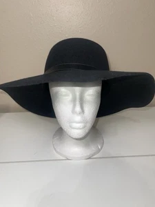 Black H&M Hat Size Médium - Picture 1 of 5