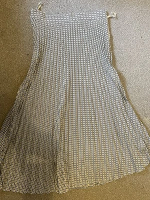 Pleated Maxi Skirt Size 10 Warehouse Patterned Great Condition - Image 1 of 3