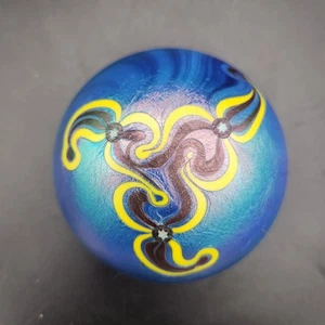 VTG Lundberg Studios Paperweight Star Swirl Iridescent Blue Signed 7-74 SL - Picture 1 of 6