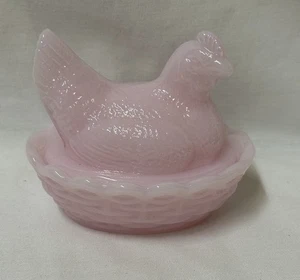 3" Covered Hen - Crown Tuscan - Mosser Glass, USA - Picture 1 of 7