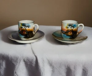 Taza y platillo Demitasse vintage hechos en Japón pintados a mano - Imagen 1 de 5