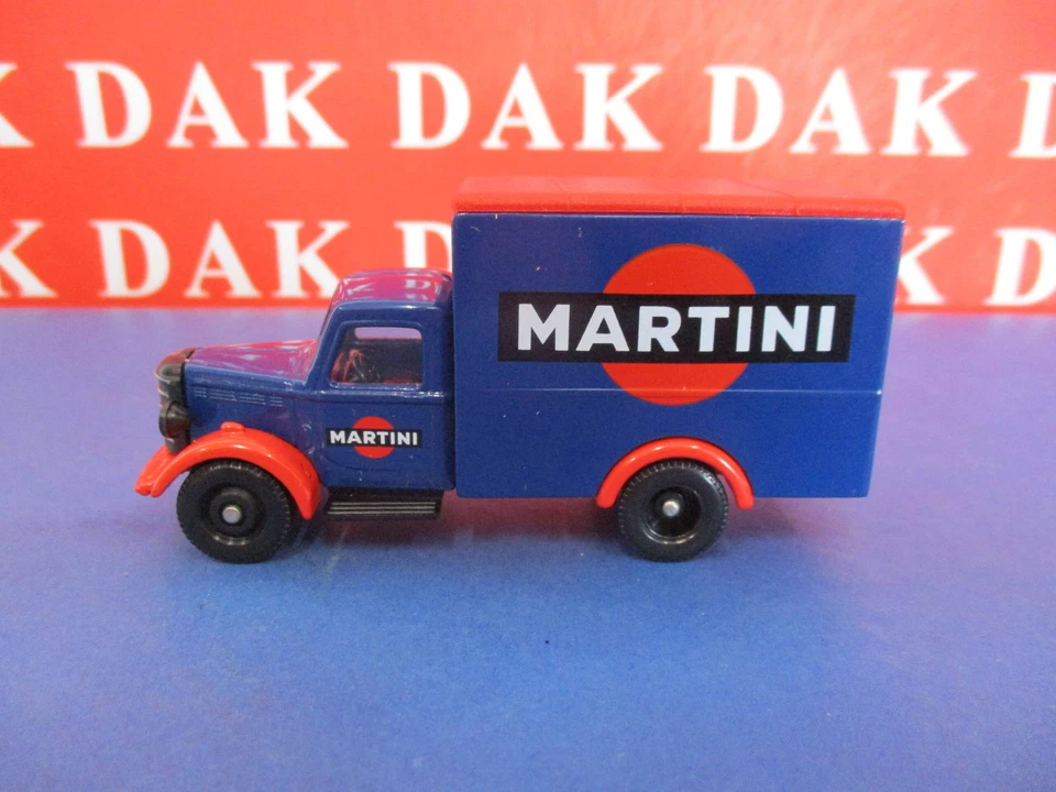Die cast Modellino Furgone Van Bedford 30 CWT Martini 1932 by Corgi - Immagine 1 di 4