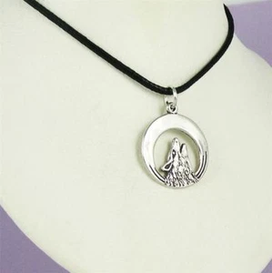 Howling Wolf Anhänger Halskette 0,925 Sterlingsilber mit schwarzer Lederkordel - Bild 1 von 2