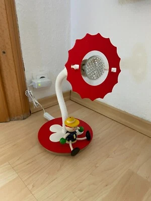 NEU in OVP Tischleuchte Feuerwehrmann Fred Holz Erzgebirge LED Weihnachten - Bild 1 von 3