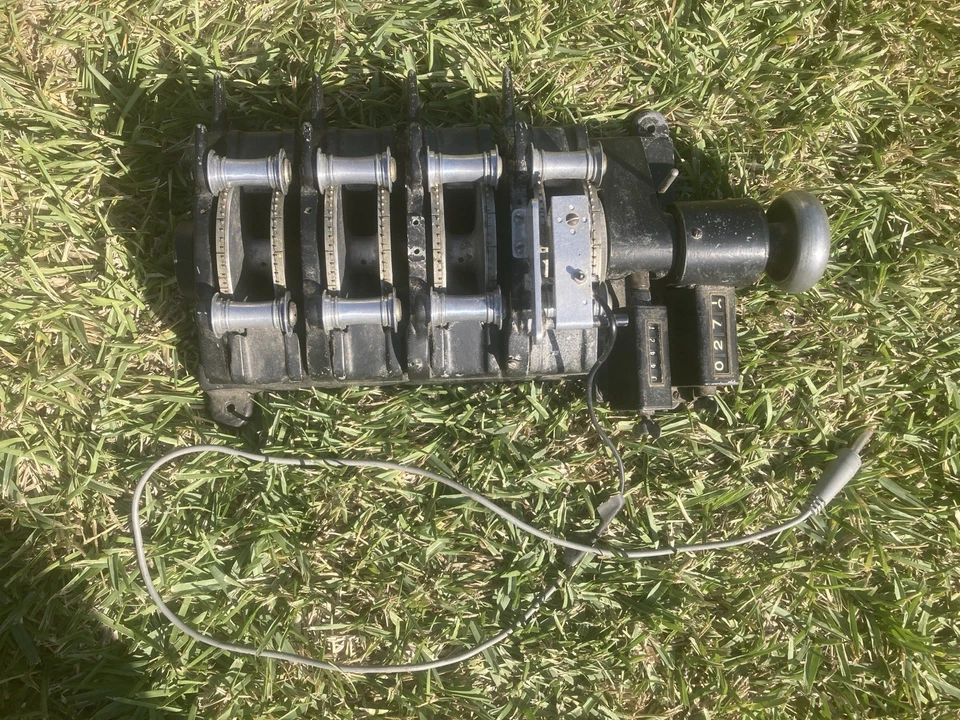 Moviola Sync With Mag Head Syd Vintage Bloco Editor de Edição de Som Antigo 35mm - Imagem 1 de 4