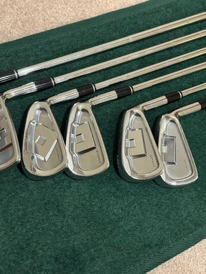 Juego de hierro forjado OnOff Kuro 2015 5-PW Dynamic Gold S200 rígido Daiwa JDM usado Foto 1 de 4