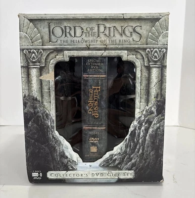 LORD OF THE RINGS FOTR FELLOWSHIP COLLECTOR'S EXTENDED 5-DVD GIFT SET NO STATUES - Image 1 of 4