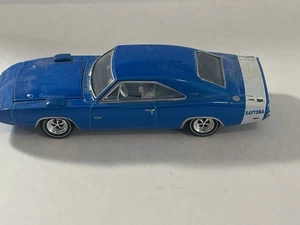 Greenlight GL Muscle Series 8 1969 Dodge HEMI Charger Daytona in Blue L5 - Bild 1 von 2