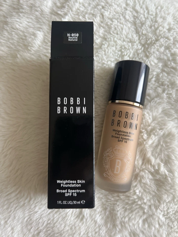 Bobbi Brown Weightless Skin Foundation SPF 15 - N-050 Neutral Natural - Image 1 of 1