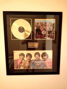 Beetles  Sgt Peppers  Album signed by all 4  RARE with COAs   #BT20M00DFDSS - Imagen 1 de 19