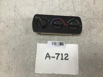 Chevrolet Suburban 2000 delantero techo aire acondicionado calefacción temperatura interruptor de clima Foto 1 de 4